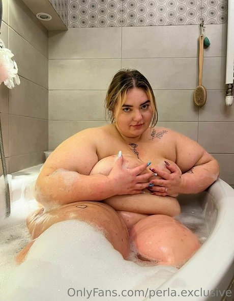 perla exclusive on onlyfans