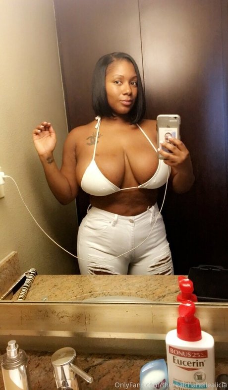 therealchanellealicia onlyfans pics nude