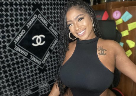 therealchanellealicia onlyfans hot