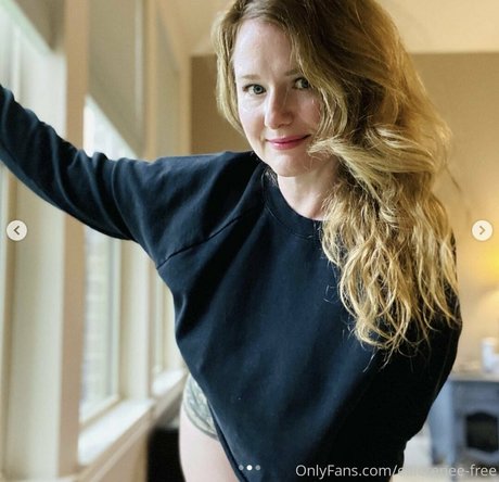 ellierenee free onlyfans fotos