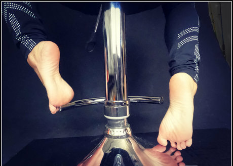 sweetfeetnzfree strip onlyfans