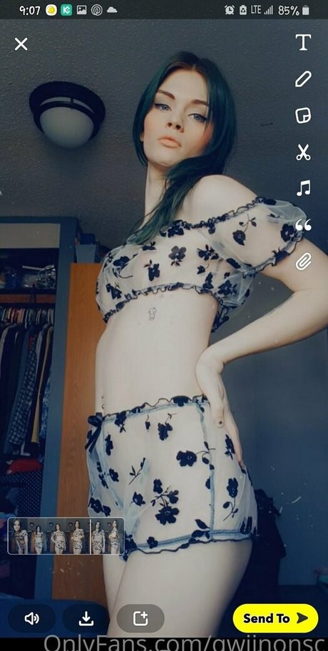 qwiinbae onlyfans strip tease