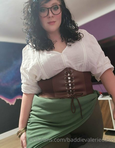 baddievaleriedavis sexy onlyfans
