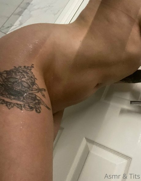 pretty lil cornstar uk onlyfans free