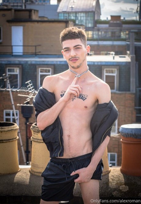 alexroman naked onlyfans pics