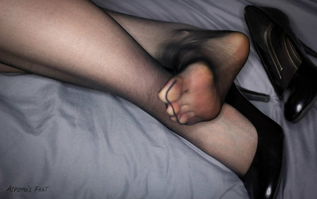 athenasf33t naked onlyfans pics