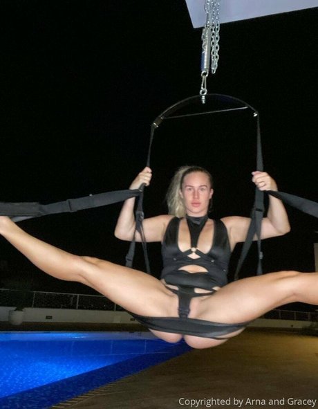 mylittlesister onlyfans desnuda