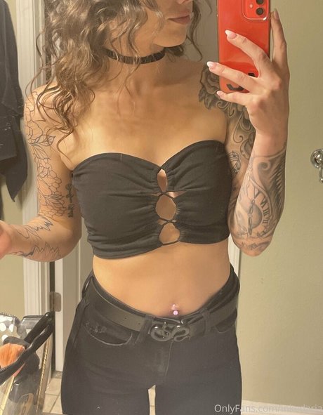 inkedariesgirl onlyfans leaks