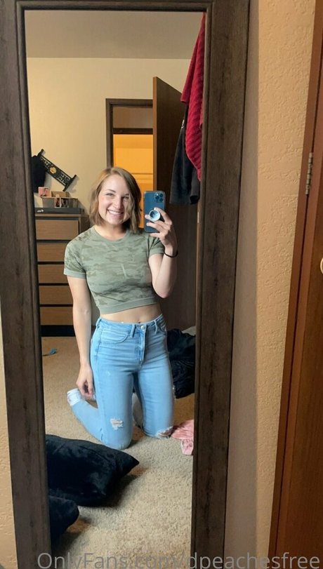 dpeachesfree only fans leaked