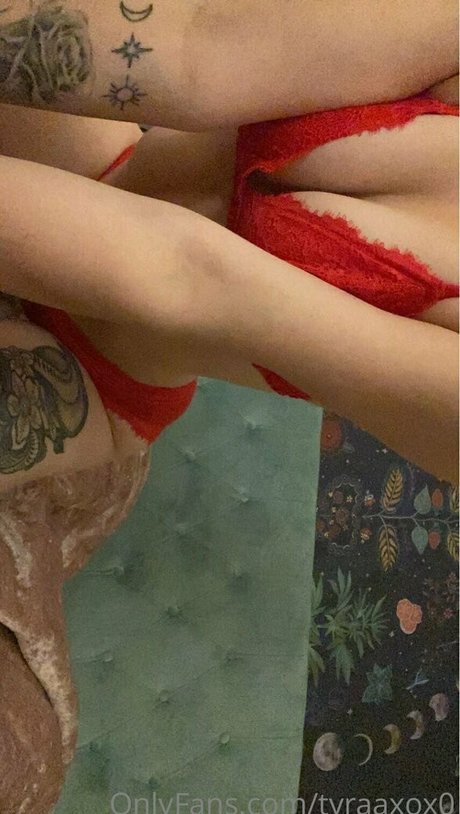 tyraaxox0 onlyfans naked