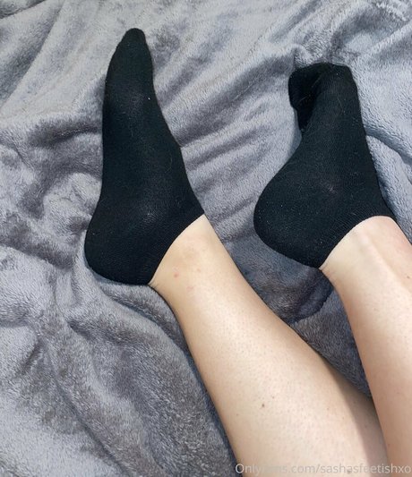 sashasfeetishxo onlyfans sextape