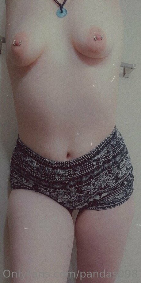 pandas098 naked only fans
