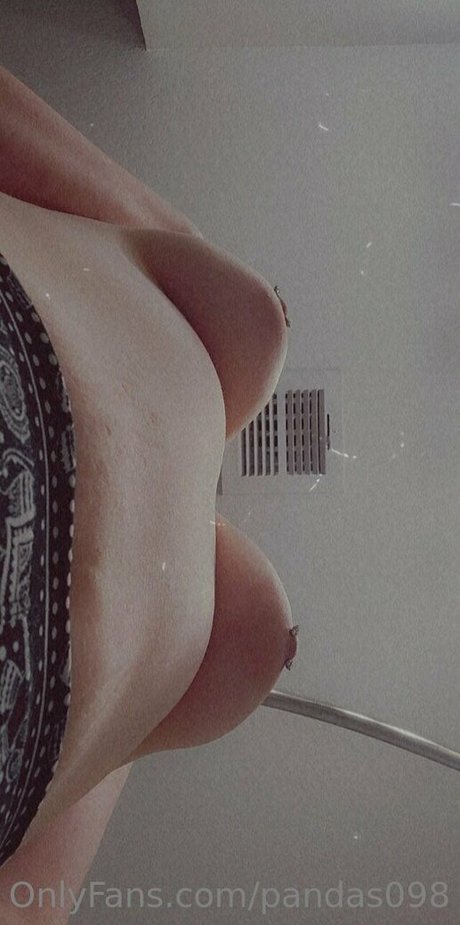 pandas098 leaks only fans