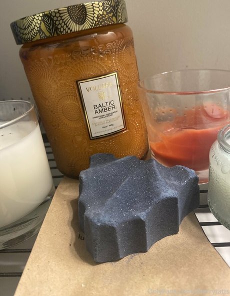 cherrytatts onlyfans posts