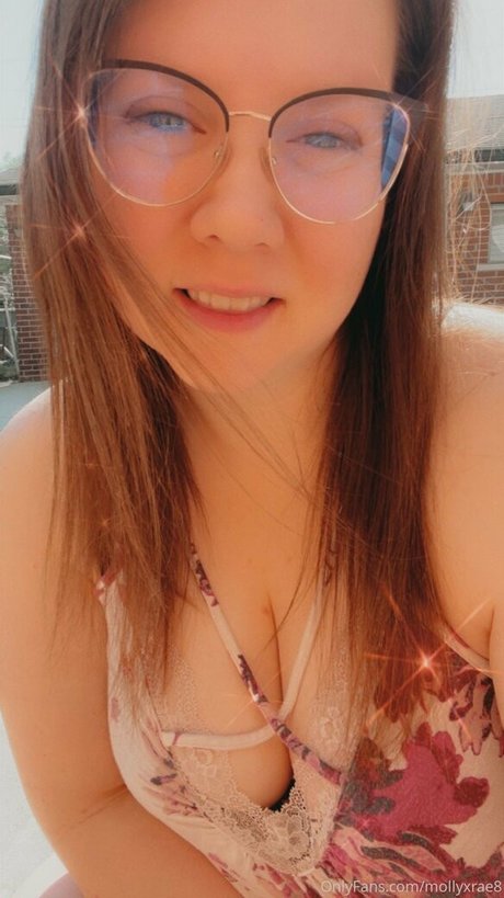 molly4444 onlyfans model