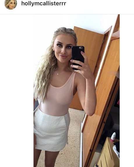 Holly McAllister onlyfans model
