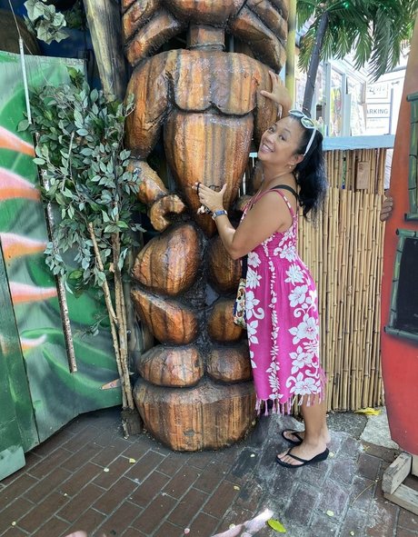 clubluckystarr leaked onlyfans pictures