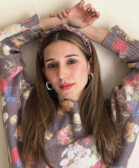 Heli Daruwala leak only fans