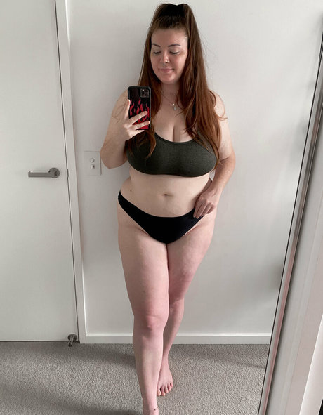 sicksadsarahh onlyfans keak