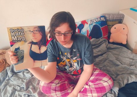 boringkatestore only fans content