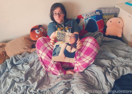 boringkatestore onlyfans free