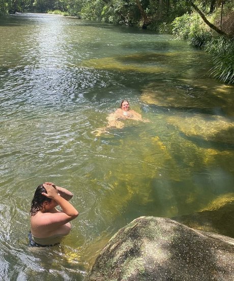 Mirra R onlyfans leak fuck