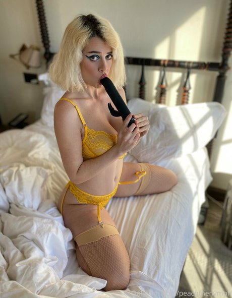 Peachthenymph onlyfans mega