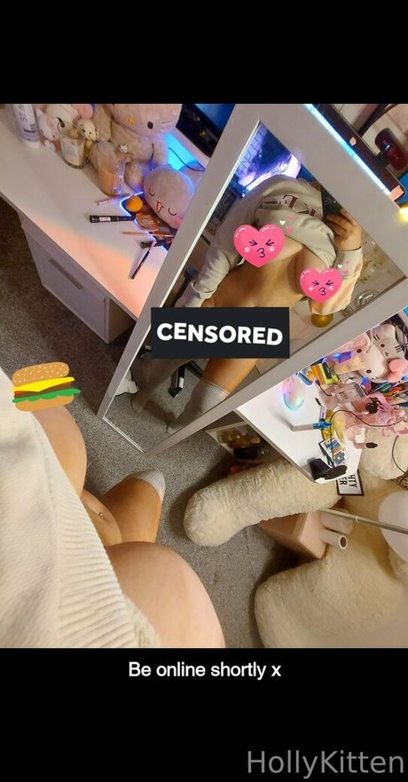 hollykittenn onlyfans ass