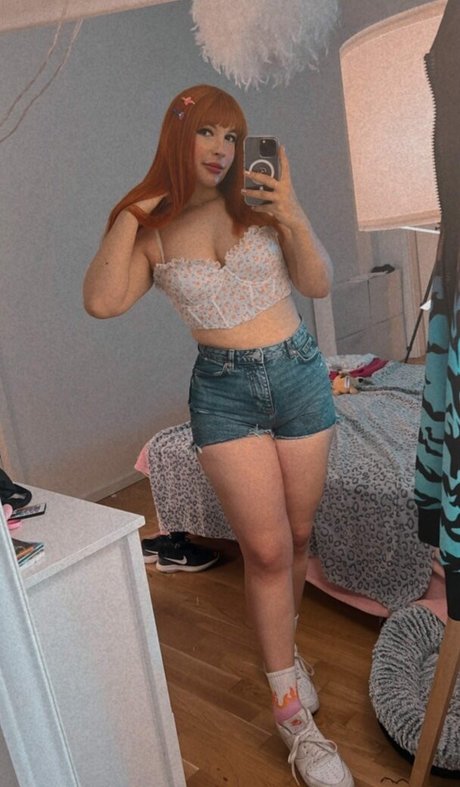 Lara Lunardi porn only fans