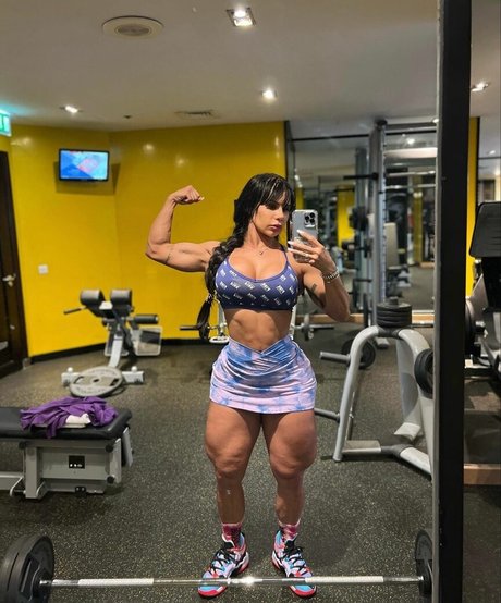 Suelen Bissolati only fans sex