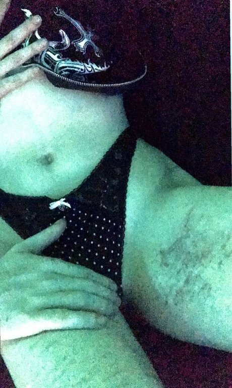 Betty Spook onlyfans posts