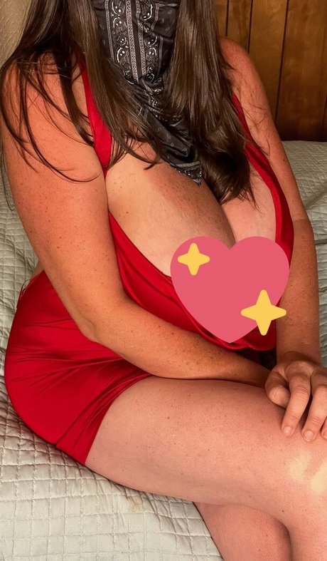 Hobby Hooters nudes onlyfans leak