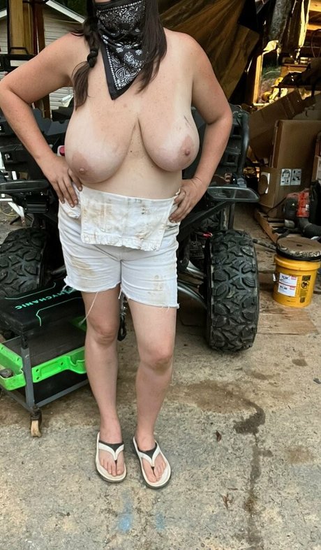 Hobby Hooters onlyfans nude photos