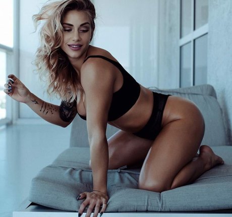 Marine S Mezz onlyfans leakd