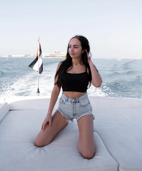 Steffi Spindler onlyfans posts