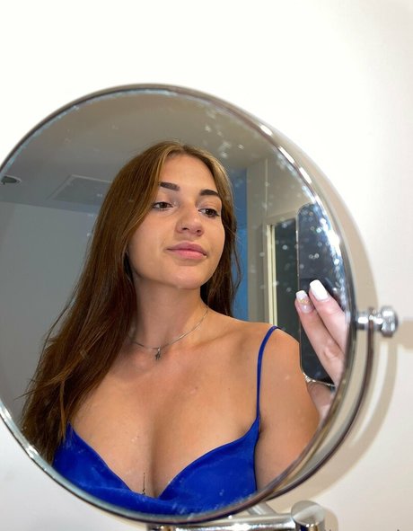 Thalia Sarris Profile pic