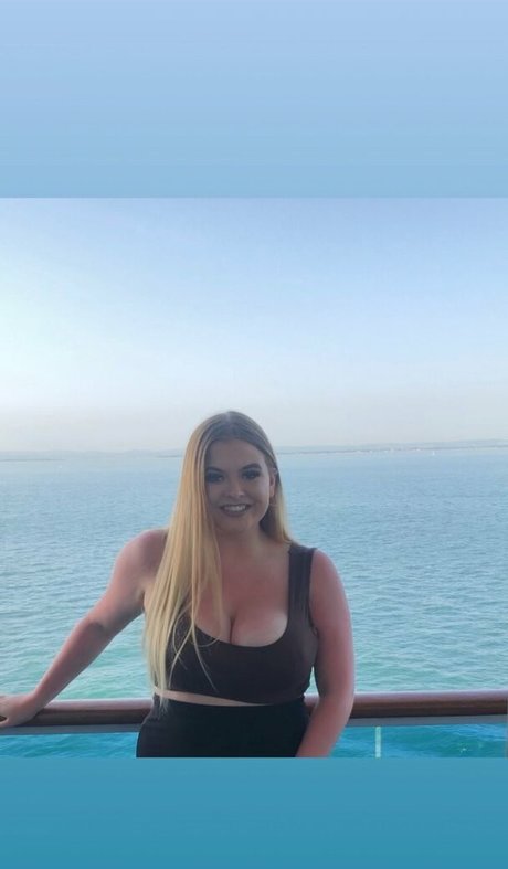 Alexandra Spencer porn onlyfans leak