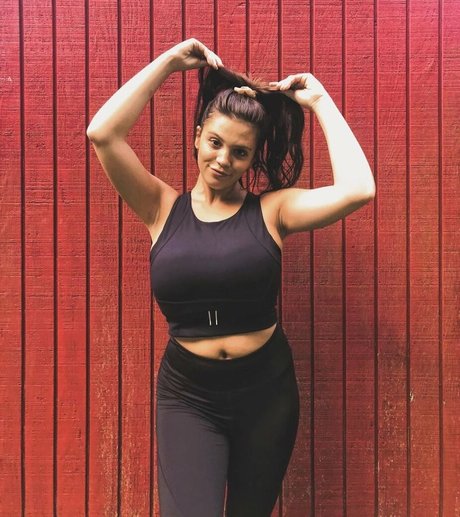 Kaylee Burnett onlyfans naked