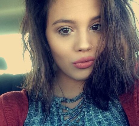 Kaylee Burnett nude onlyfans leaks