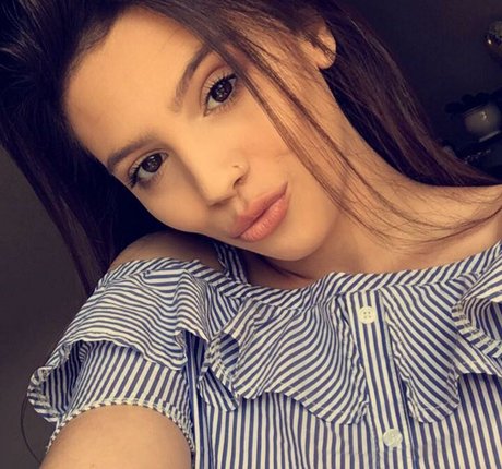 Kaylee Burnett nude onlyfans leaked