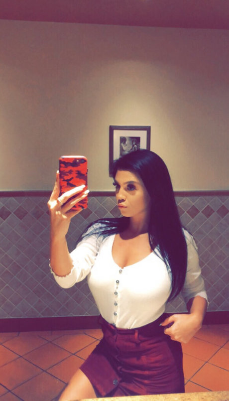 Kaylee Burnett onlyfans pics nude