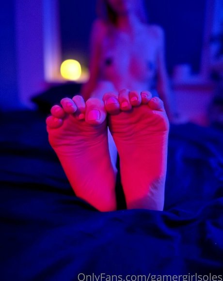 gamergirlsoles onlyfans content type