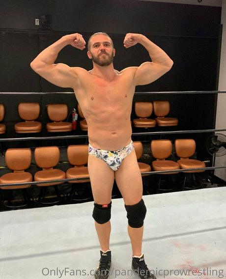 pandemicprowrestling Profile pic