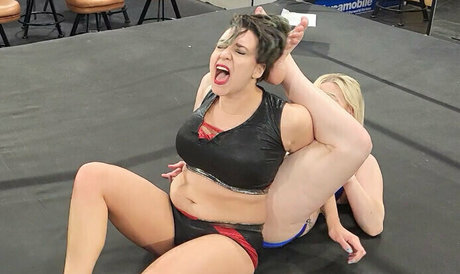 pandemicprowrestling feet onlyfans