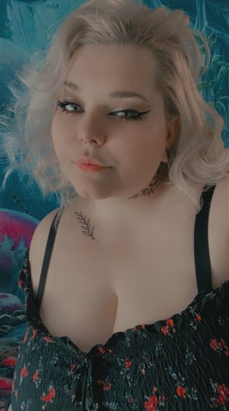 ivorystarr1 porn onlyfans leaks