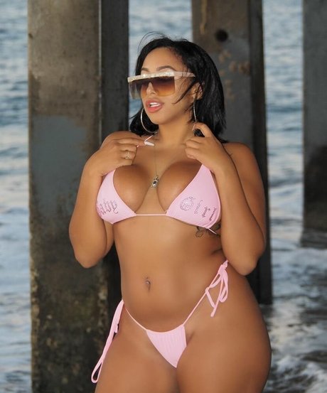 cristina celii onlyfans nude photos