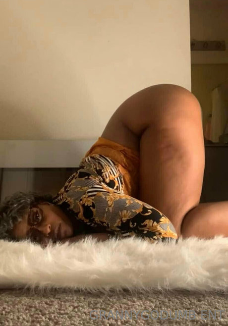 grannygodumb onlyfans nude pictures
