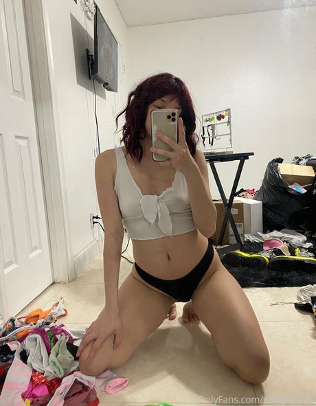 rileyjeansfw only fans pic