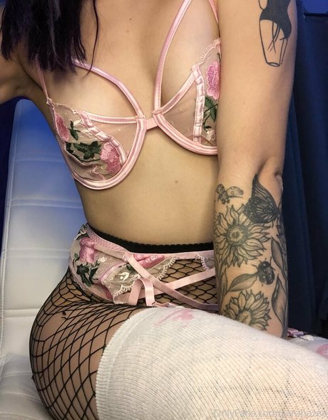 tatteddbeautyy onlyfans nude tits