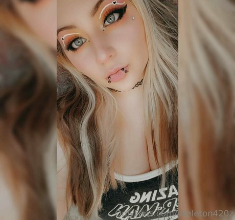 skeleton420z onlyfans nude content